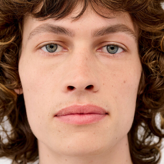 BENEFIT PRECISSELY, MY BROW PENCIL 3.5 MB