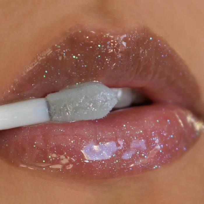 MOIRA GLOW GETTER HYDRATING LIP OIL 01