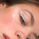 SHE WHITE LIQUID EYELINER