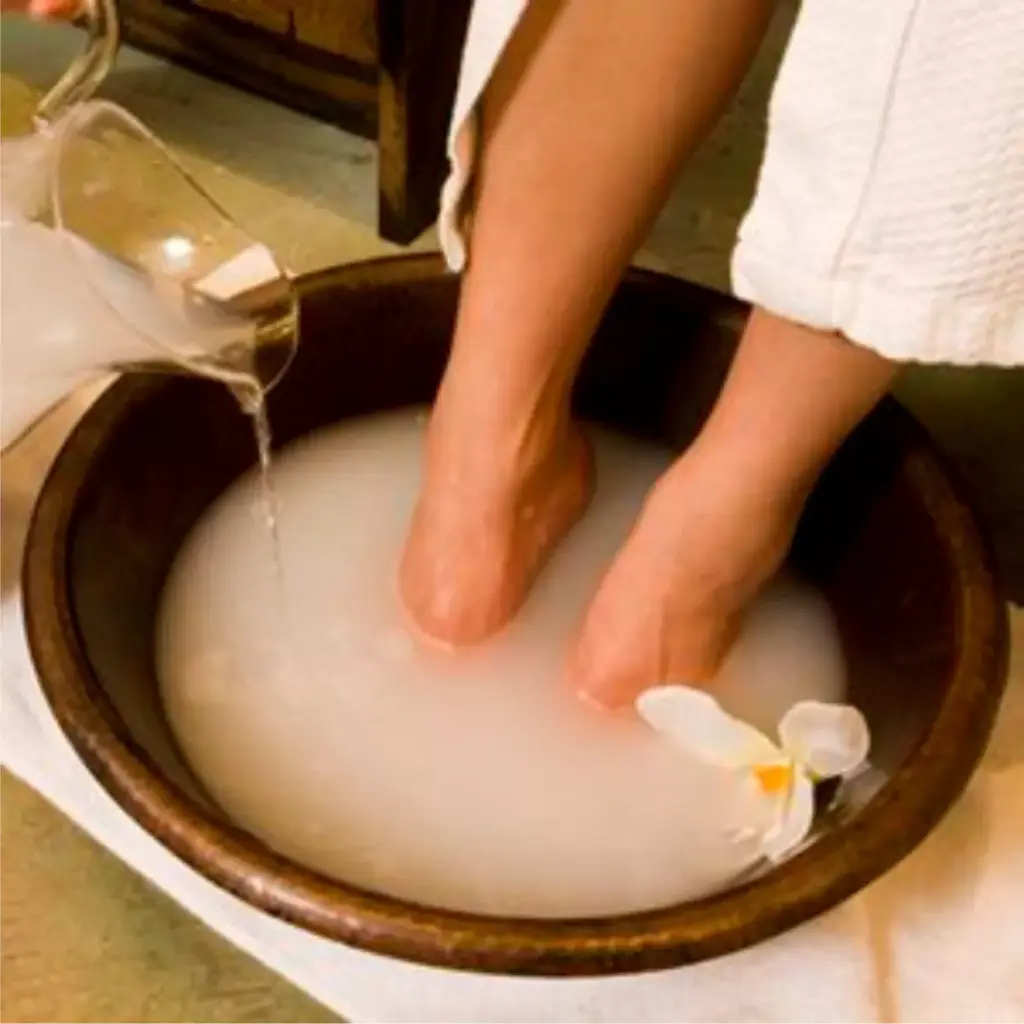 CUCCIO MILK BATH FOR PEDUCURE & FULL BODY TREATMENT