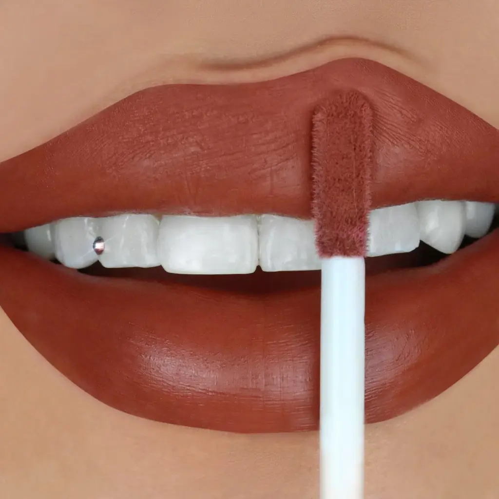 BC VELVET STAY LIP PAIN ON THE EDGE