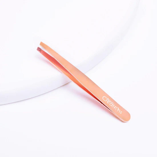 BEAUTY CREATIONS EYEBROW TWEEZER