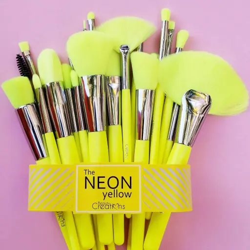 BEAUTY CREATIONS THE NEON YEELLOW BRUSH 24PCS