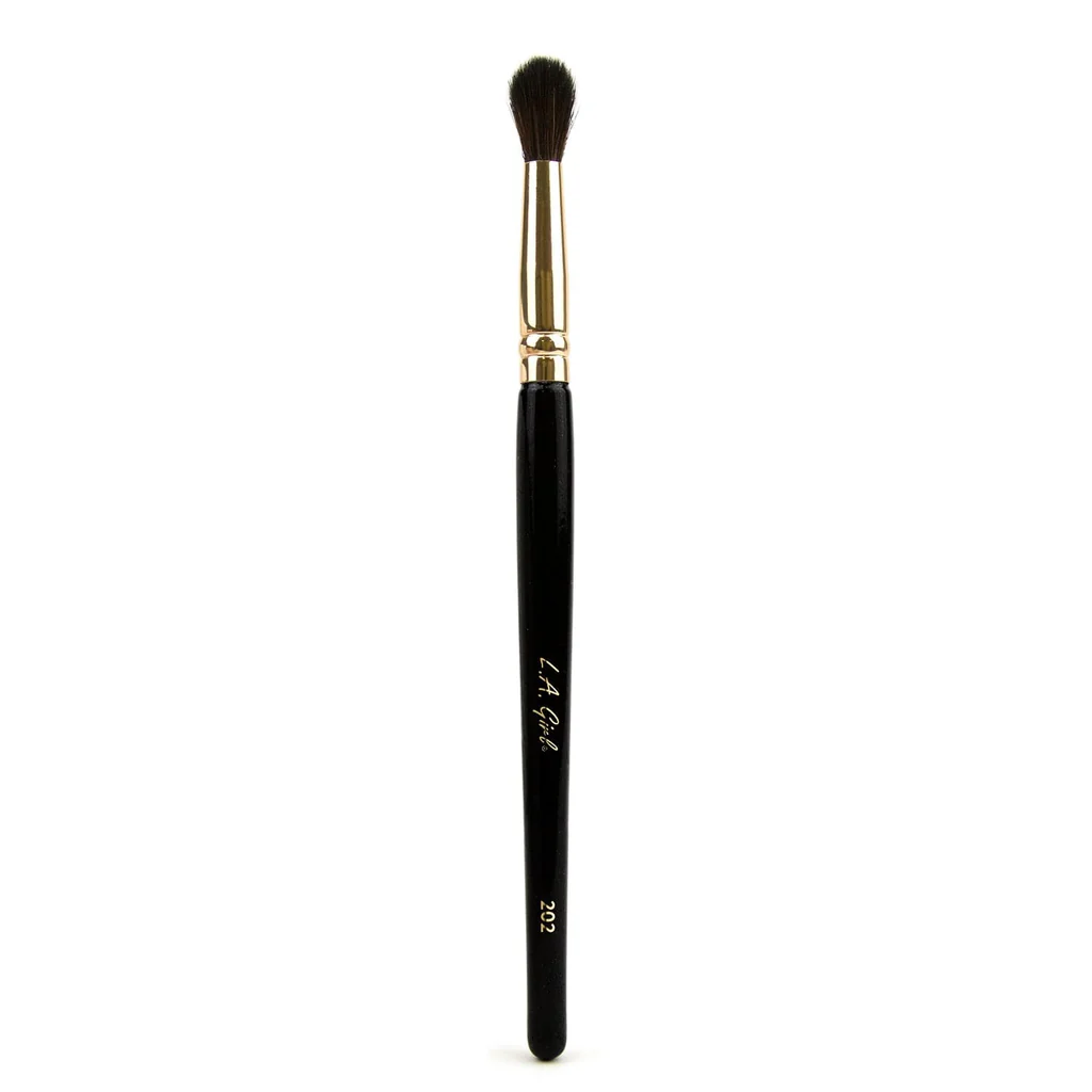 L.A. GIRL PRO BRUSH 110 TAPERED